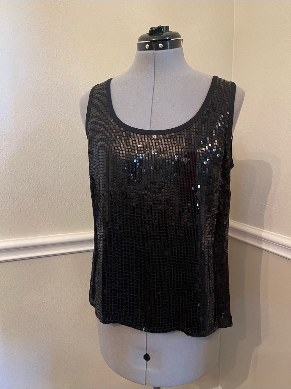 St. John Black Sequin Scoop Neck Tank